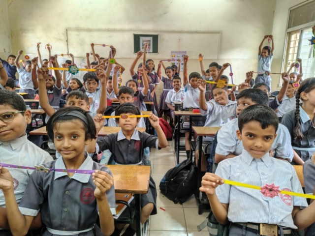 Rakhi3